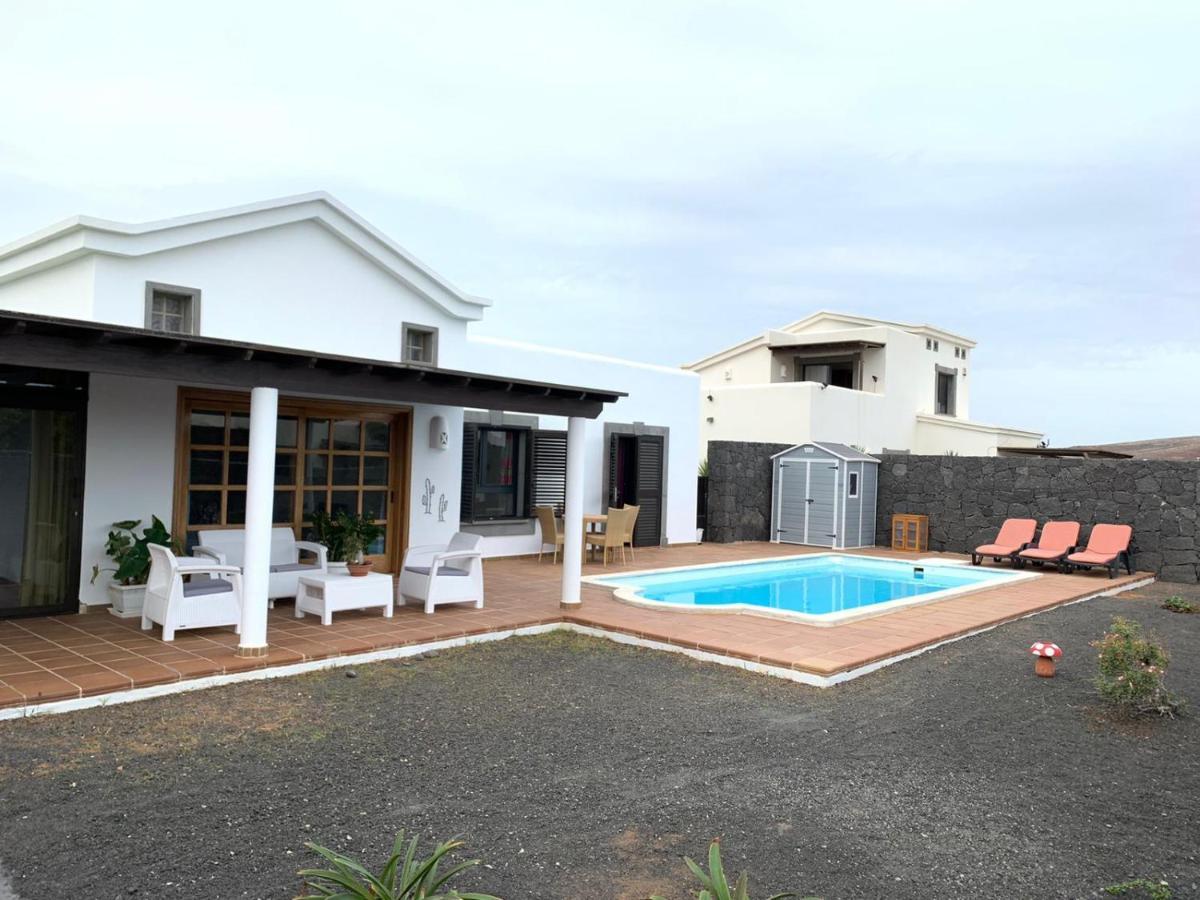 Villa Denise Yaiza  Extérieur photo