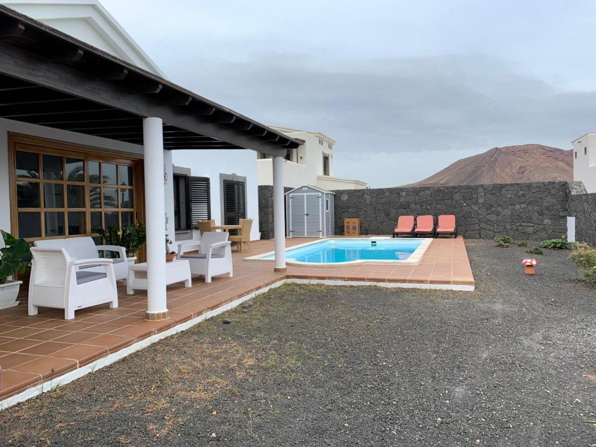Villa Denise Yaiza  Extérieur photo