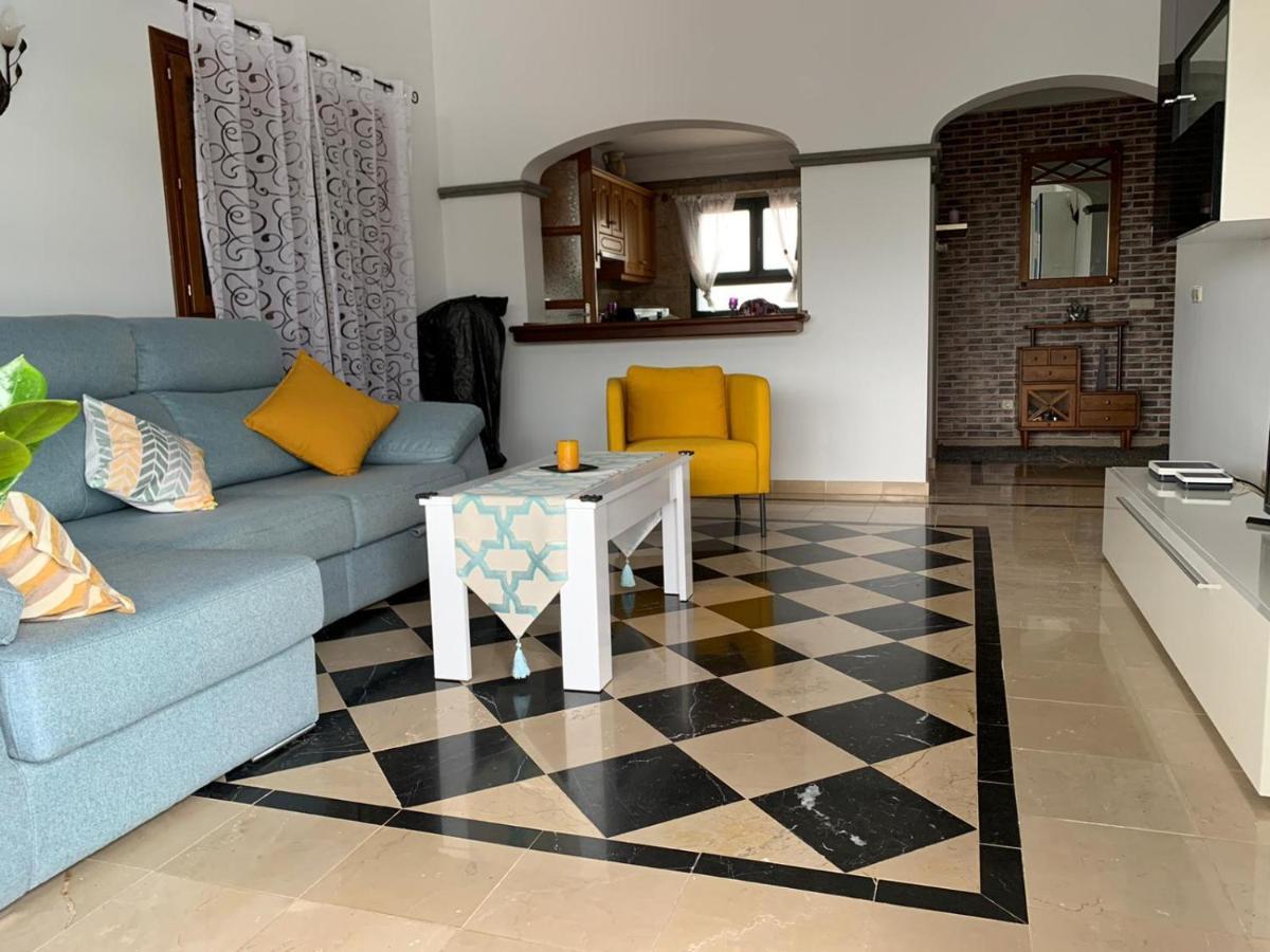 Villa Denise Yaiza  Extérieur photo